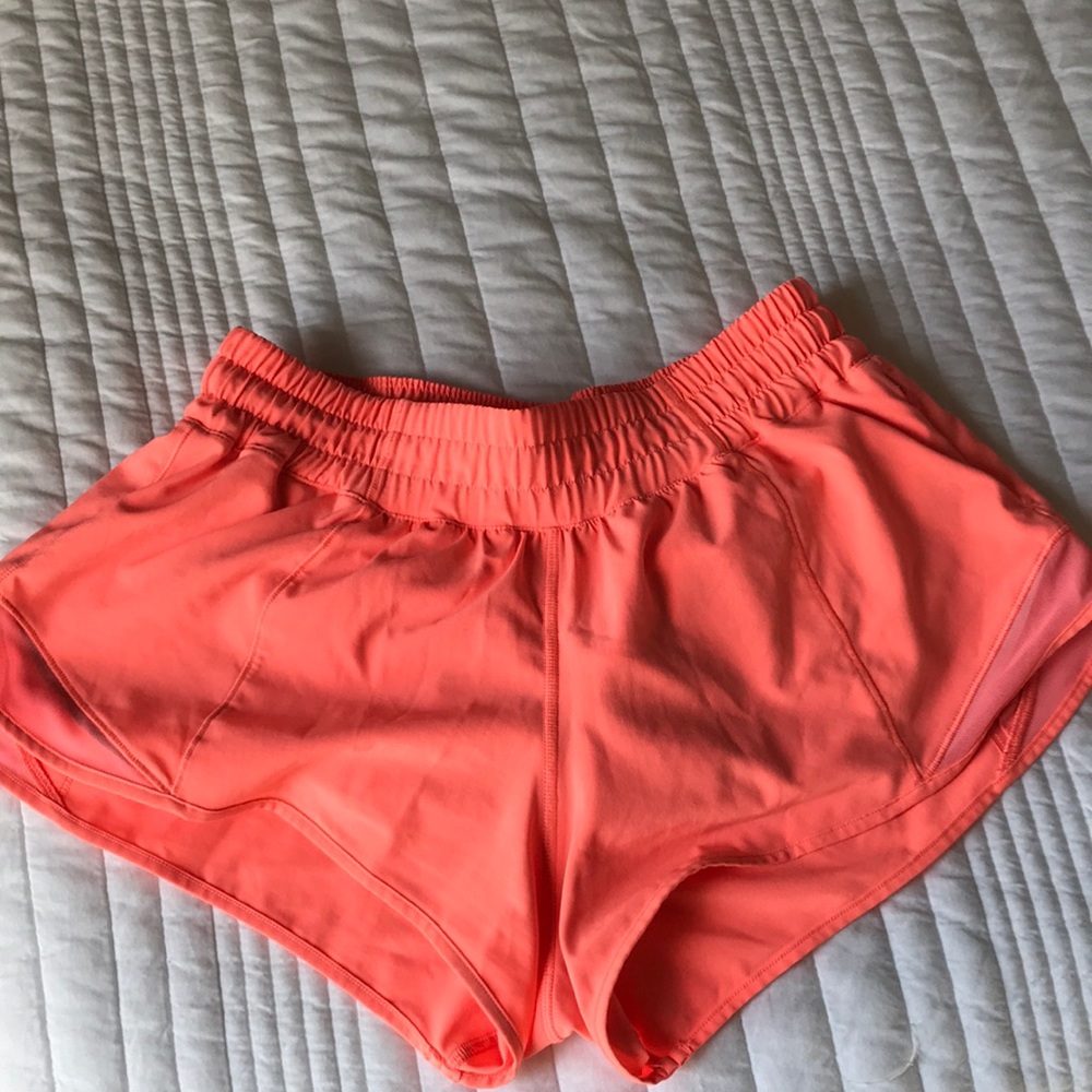 lululemon hotty hot shorts, low rise